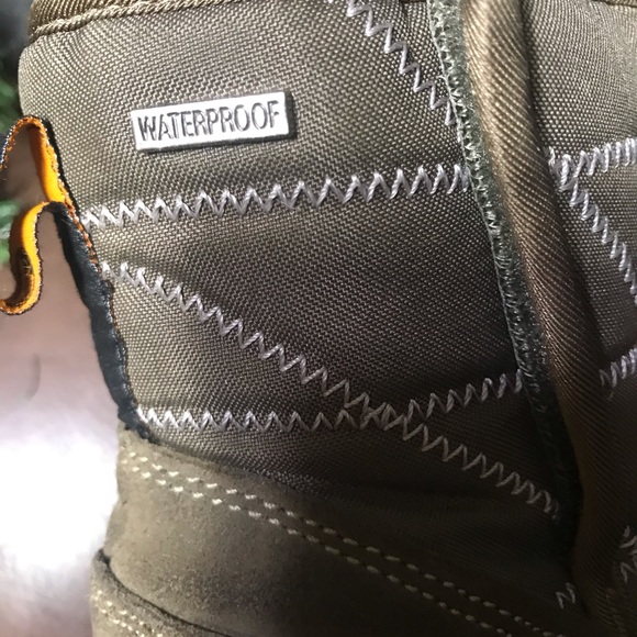 Boots for boys. - Picture 6 of 8